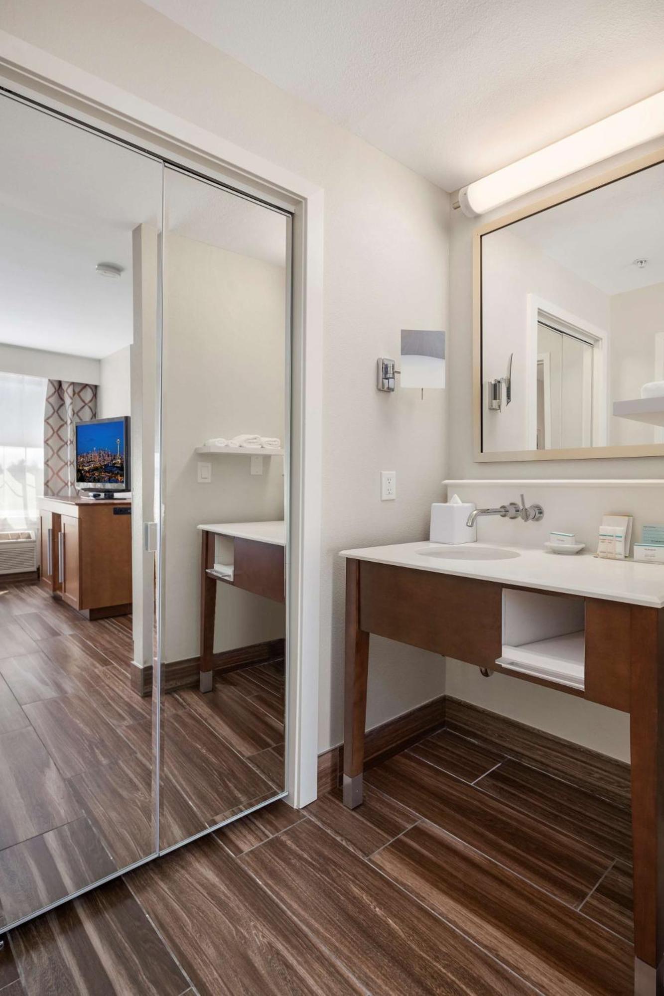 Hampton Inn & Suites Seattle North/Lynnwood Eksteriør bilde